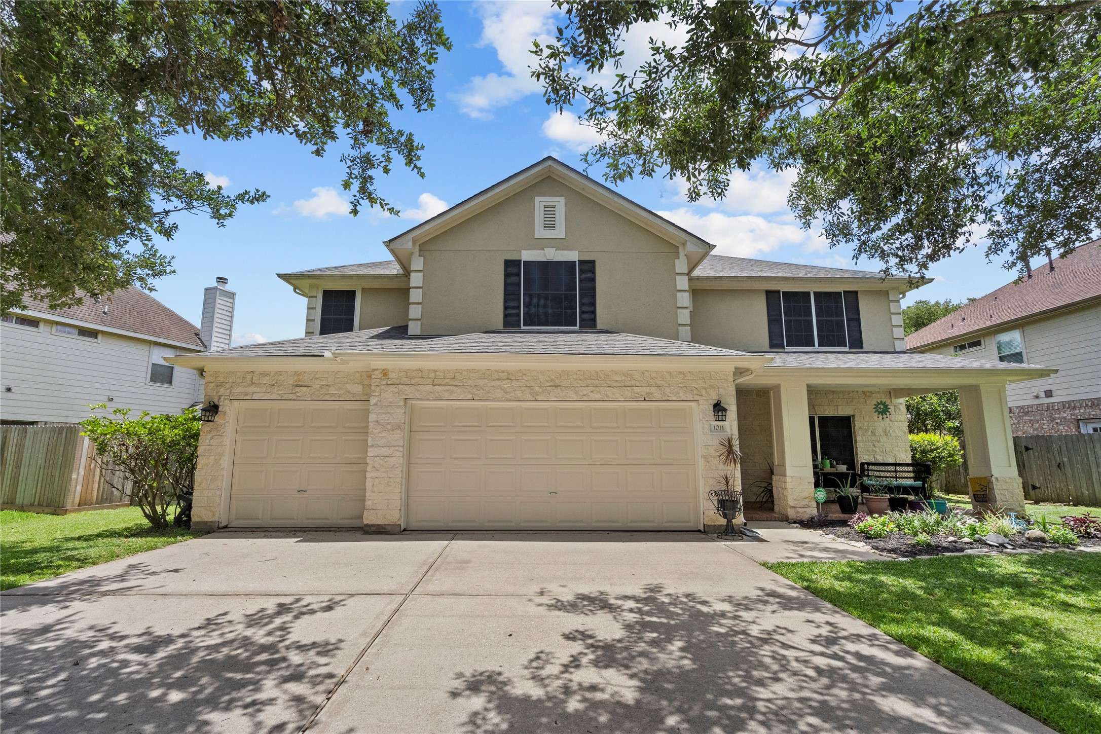 1011 Elm Pointe, League City, TX 77573