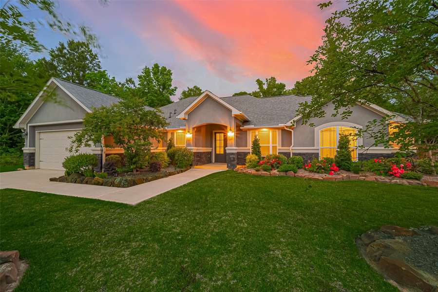 395 Road 660, Dayton, TX 77535