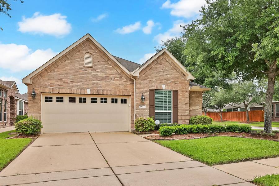 19223 Blue Cove CT, Cypress, TX 77433