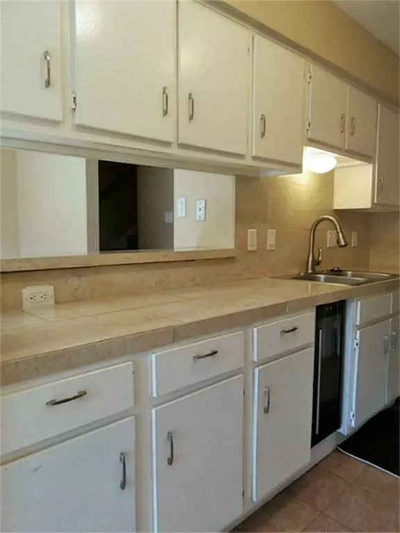 Houston, TX 77092,5800 Lumberdale #70