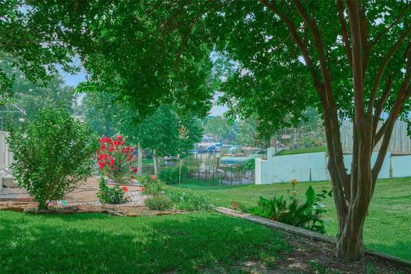 5114 Pleasure Lake DR,  Willis,  TX 77318