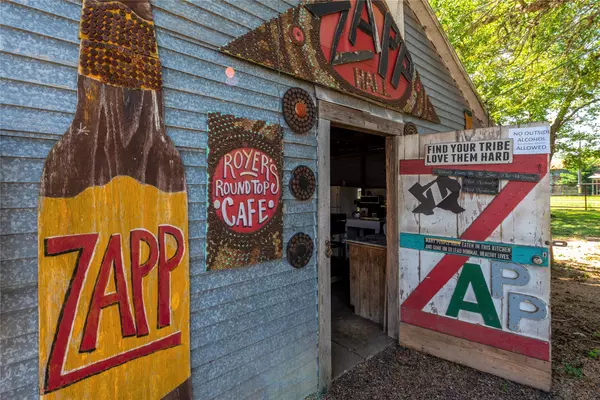 4217 & 4223 Hwy 237, Warrenton, TX 78961