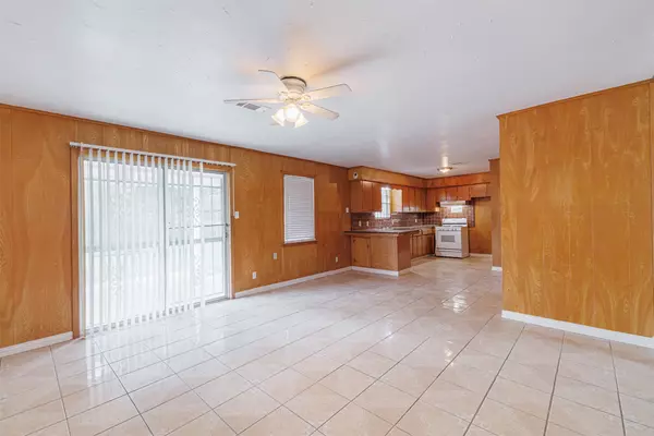 Houston, TX 77022,814 Hurley ST