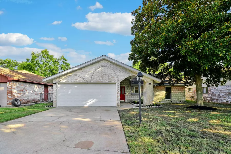 11118 Cedarview LN, Houston, TX 77041