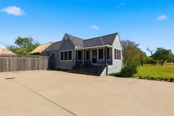 Shoreacres, TX 77571,526 Shore Acres BLVD