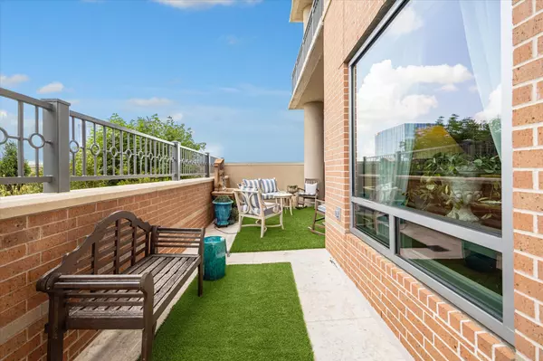 Houston, TX 77027,2207 Bancroft ST #506