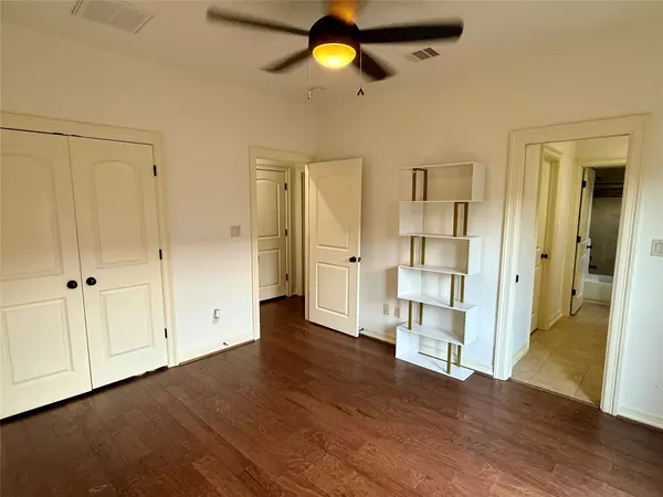 Houston, TX 77042,11206 Mattina DR