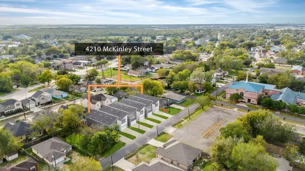 Houston, TX 77051,4220 Mckinley ST