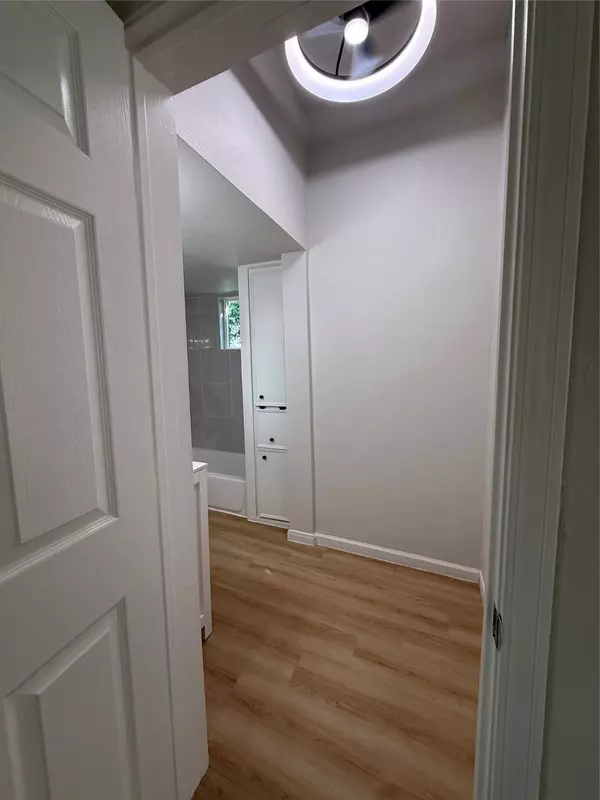 Houston, TX 77011,7427 Avenue I #B