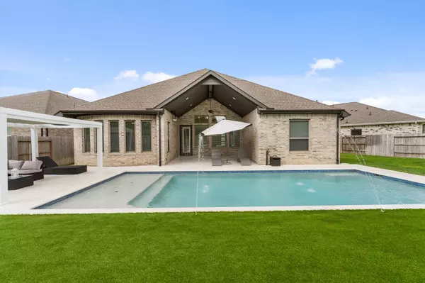 12435 Washington WAY, Tomball, TX 77375