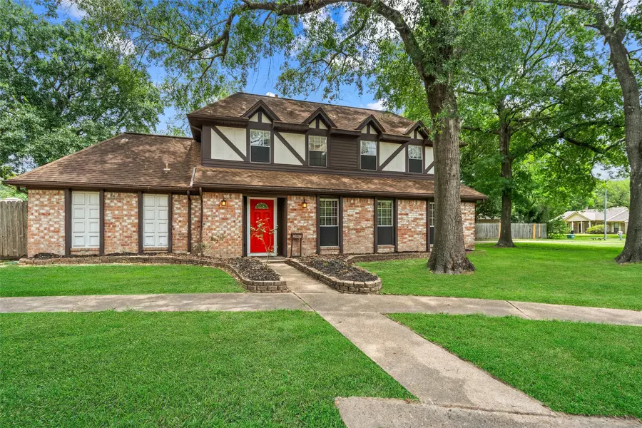 5218 Bent Bough LN, Houston, TX 77088