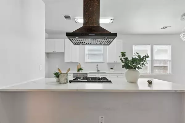 Houston, TX 77028,8135 Chateau ST