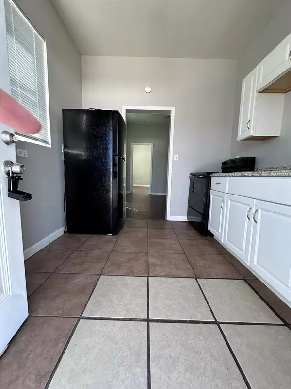 Galveston, TX 77550,910 37th ST #4