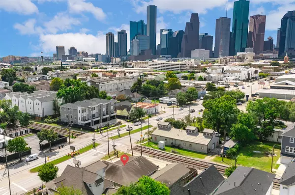 1607 Houston AVE, Houston, TX 77007