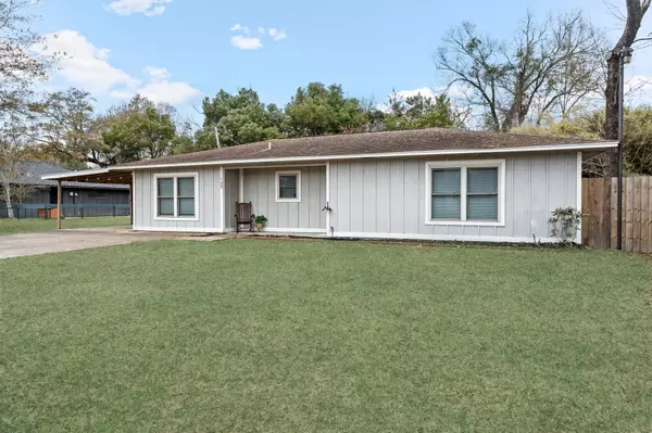 Bridge City, TX 77611,135 Oak St