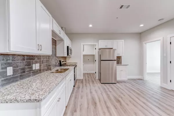 Houston, TX 77093,2906 Berry RD #9