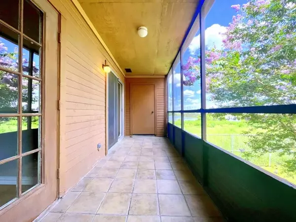 10555 Turtlewood CT #1207, Houston, TX 77072