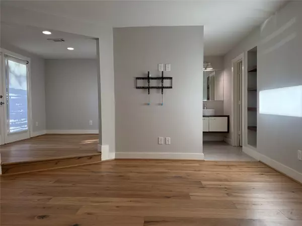 Houston, TX 77098,4116 McDuffie ST