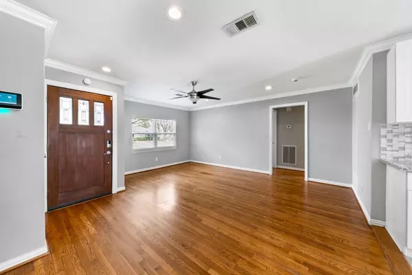 Houston, TX 77055,6915 Jalna ST