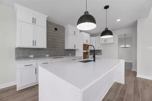 Fulshear, TX 77441,32453 Forktail Lake DR