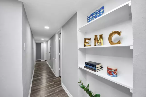 Houston, TX 77053,16202 Bowridge LN