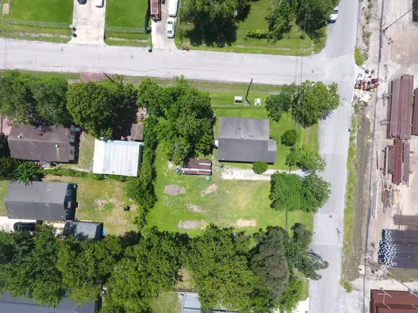 Houston, TX 77051,8137 Canyon ST