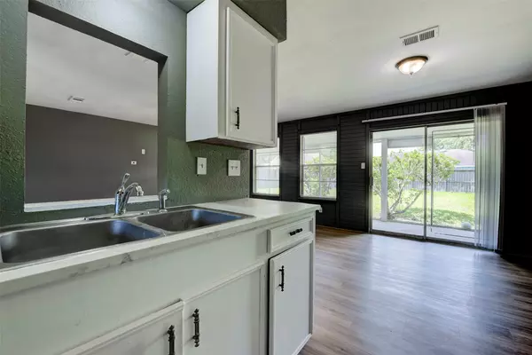 La Marque, TX 77568,25 Clover Bend ST