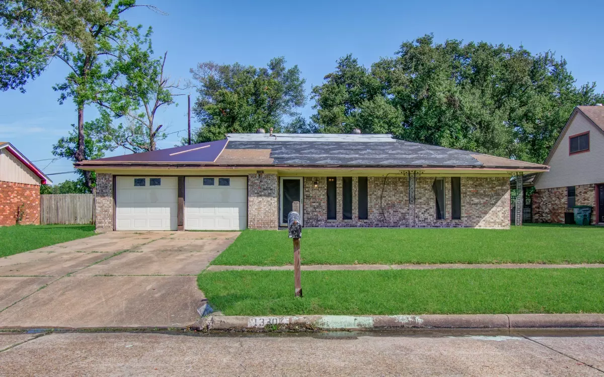 Houston, TX 77049,13307 Forest Knoll DR