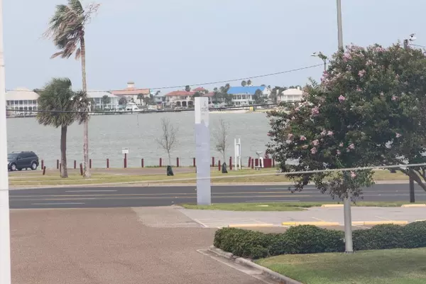 Rockport, TX 78382,3 Olde Towne LN