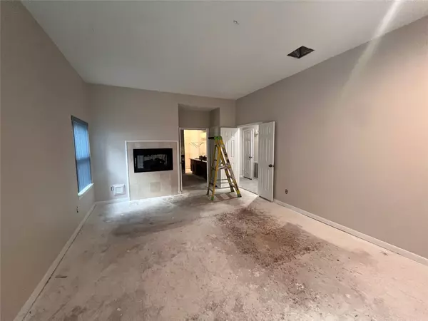 Houston, TX 77043,11731 Wickchester LN