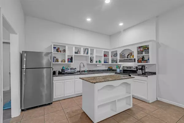 Willis, TX 77318,11859 Vanwood ST