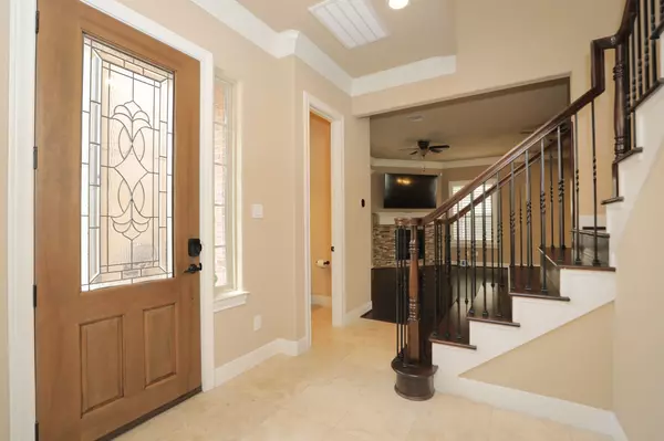 Houston, TX 77043,11002 Upland Forest DR