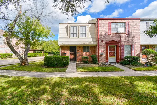 7903 Grove Ridge DR, Houston, TX 77061