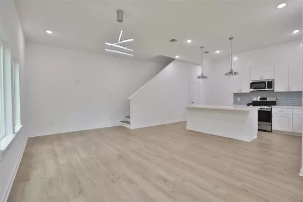 North Houston, TX 77016,9343 Lavender St