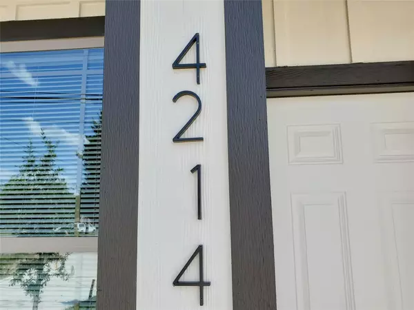 Houston, TX 77016,4214 Weaver RD #2