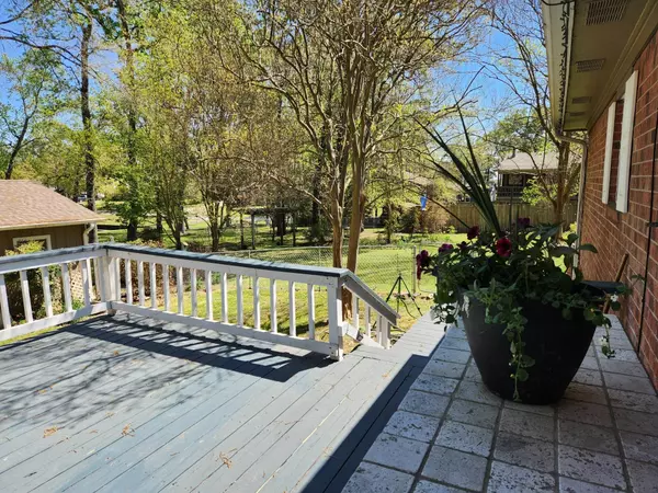 Trinity, TX 75862,160 Skiers Cove LN