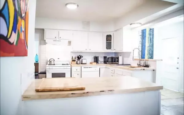 Houston, TX 77008,1817 Beall ST