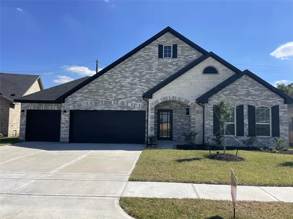 422 Riesling DR, Alvin, TX 77511