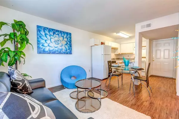 Houston, TX 77057,6041 N Winsome Ln #143