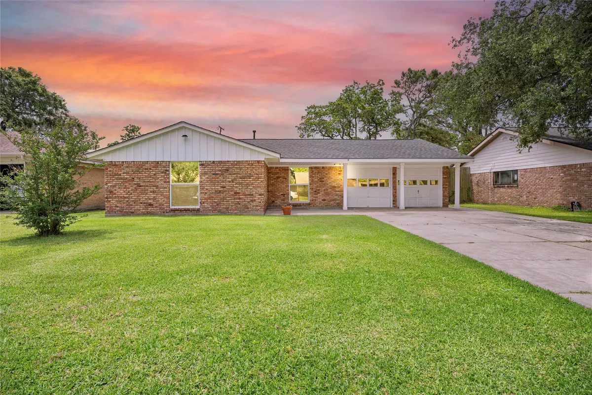 Texas City, TX 77590,2113 22nd AVE N