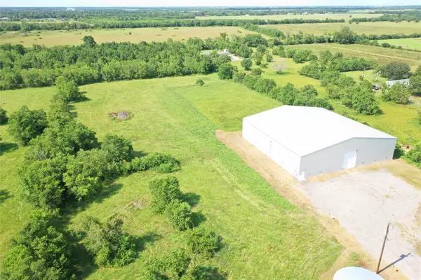 5145 Old Atascocita RD, Dayton, TX 77535