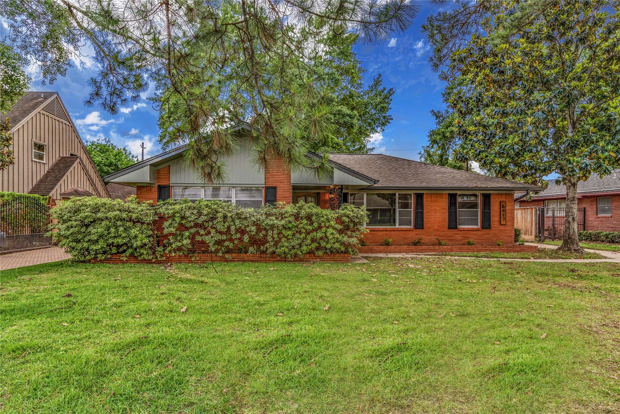 6417 Lindyann LN, Houston, TX 77008