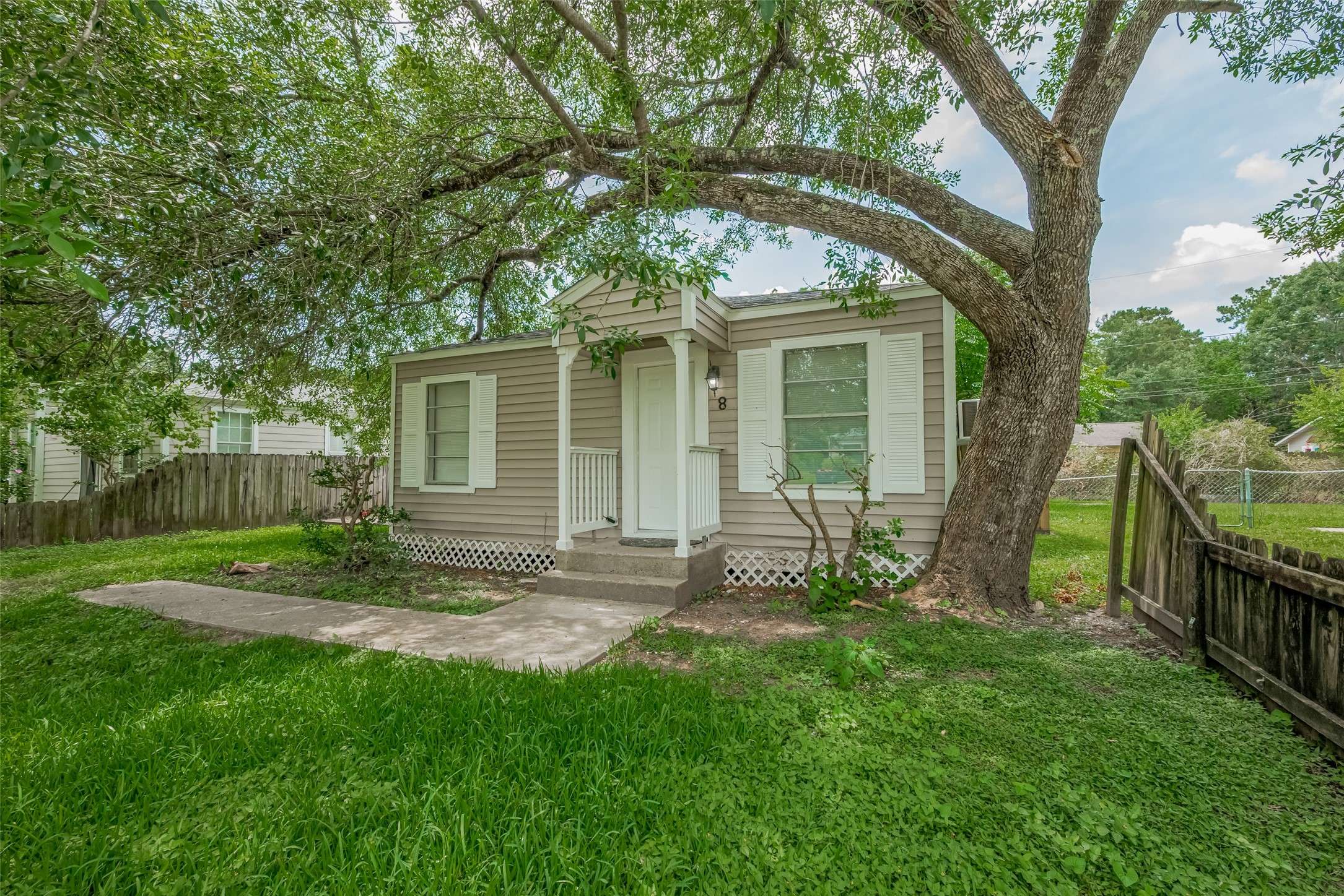 Baytown, TX 77520,8 Jennische ST
