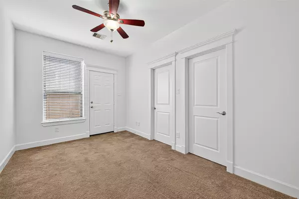 Houston, TX 77008,828 W 19th ST #B