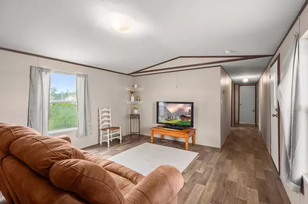523 Fairfax LN, Conroe, TX 77303