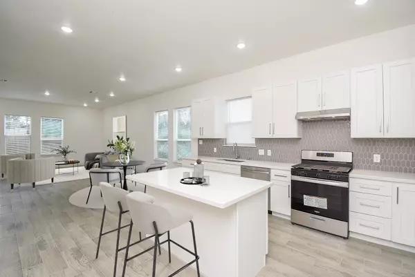 Houston, TX 77088,8022 Sealey ST