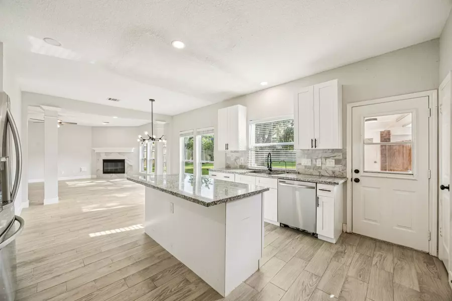 16802 Willow Bend CT, Sugar Land, TX 77479