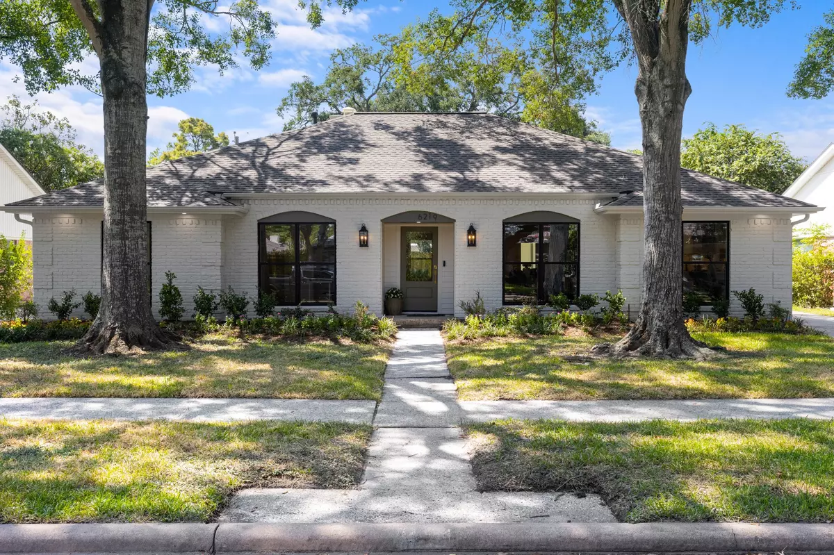 Houston, TX 77096,6219 Bayou Bridge DR