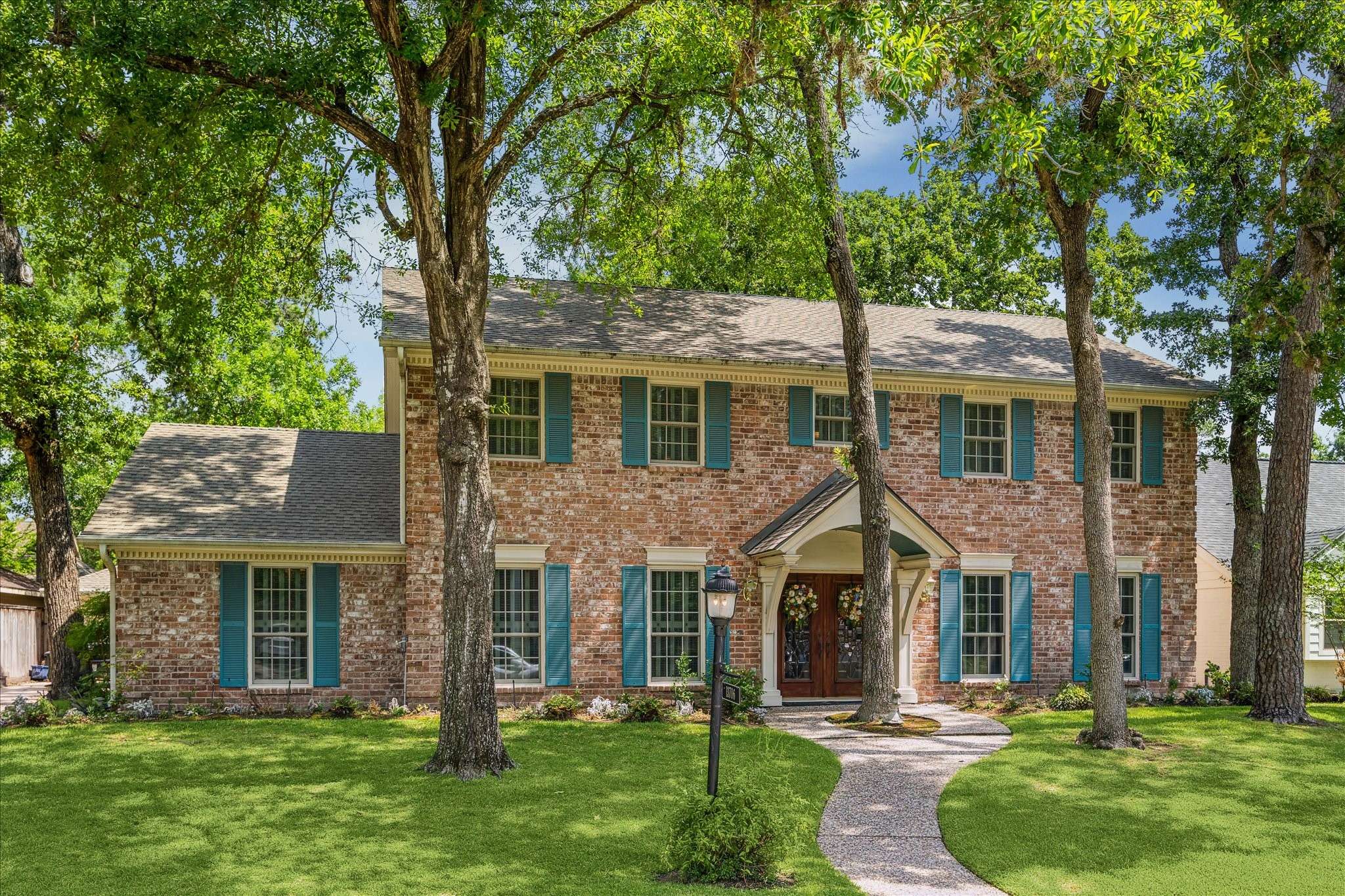 13706 Butterfly LN, Houston, TX 77079