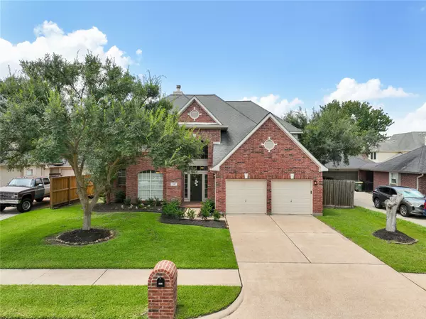 3411 Glastonbury DR, Pearland, TX 77581